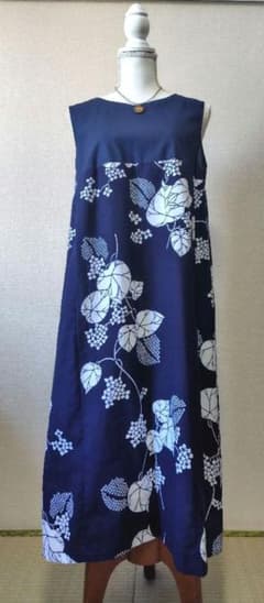 浴衣リメイク ロングワンピース 藍地紫陽花蔦×紺色切替Lサイズ25_6_3のサムネイル