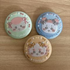 ちいかわ 刺繍缶バッジビスケット2 シーサー・古本屋・くりまんじゅうのサムネイル