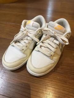 値下げします！NIKE ダンク　ウィメンズ　22.5cmのサムネイル