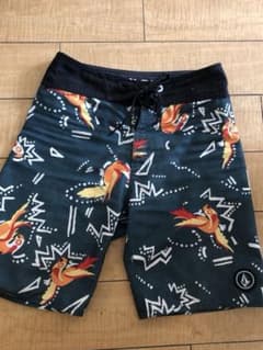 ボルコム ボーダーショーツのサムネイル