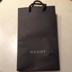 GUCCIショッピング袋のサムネイル