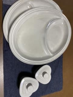 ル・クルーゼ食器セット。のサムネイル