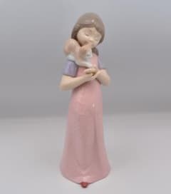 子ネコとのふれあい　＃1545　★NAO・リヤドロ　スペイン　光沢仕上げ　箱付き 子ネコとのふれあい ＃1545 ☆NAO・リヤドロ スペイン 光沢