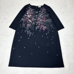 ローズティアラ フラワー刺繍ワンピース 花柄 ネイビー 大きいサイズ