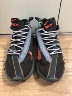 スニーカー　Nike ispa 28cmのサムネイル