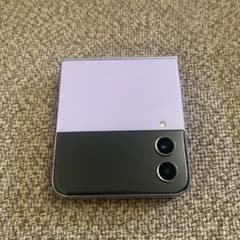 ギャラクシー　flip4 ギャラクシー　Ｚのサムネイル