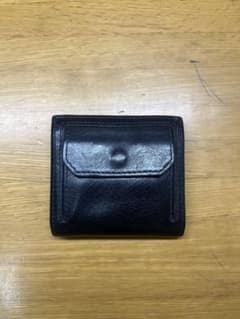 ビアベリー：ハッチバックスリム【ネイビー】 - メルカリ