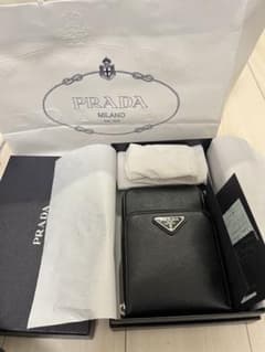 PRADA サフィアーノレザー ショルダーバッグのサムネイル
