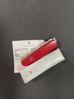 VICTORINOX ビクトリノックス マルチツール ハントマン レッドのサムネイル