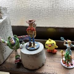ディズニーのキャラクターのサムネイル