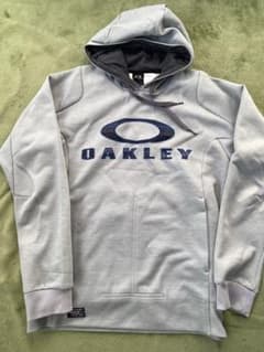 オークリーOAKLEYパーカー　パンツ　スウェットのサムネイル