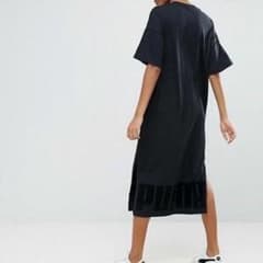 【本品は白】PUMA スリット入りロングワンピース ポケット有り Tシャツワンピのサムネイル