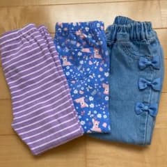 ベビー服90 レギンス　デニム　3枚セットのサムネイル