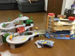 トミカ　峠やまみちドライブ　スーパーオートトミカビル　連結パーツセットのサムネイル