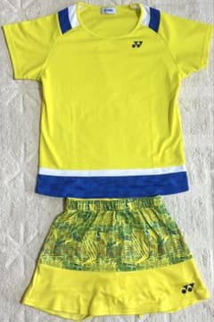 YONEX ソフトテニス ユニフォーム 上下セット Mサイズのサムネイル