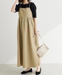 エンボス加工 キャミワンピース ベージュのサムネイル