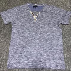 グレー ヘンリーネック Tシャツのサムネイル