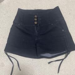 Gorge ブラック ショートパンツのサムネイル