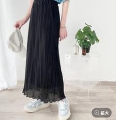 ブラックプリーツロングスカートのサムネイル