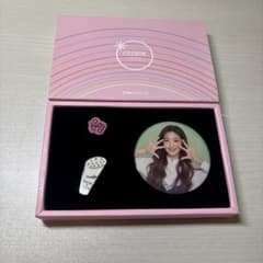 IZ*ONE　ウォニョン　缶バッジ IZ*ONE IVEウォニョン 缶バッジセット - メルカリ