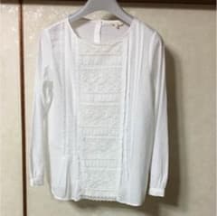 レース後ろボタントップス 値下げしましたのサムネイル