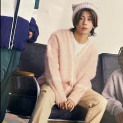 M【完売色】Aぇ! group 末澤誠也 着用 FILA ニット カーディガン