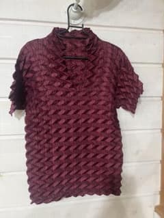 イッセイミヤケISSEY MIYAKE プリーツシャツ美品2 ワインボルドー イッセイミヤケISSEY MIYAKE プリーツシャツ美品2 ワインボルドー