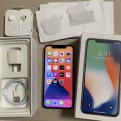 SIMフリー iPhoneX 256GB ドコモ 画面背面美品 付属品未使用のサムネイル