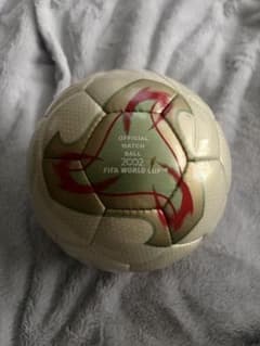 adidas FEVERNOVA 2002 FIFA ワールドカップ 公式球 - メルカリ