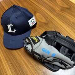 埼玉西武ライオンズ　キャップ　キッズグローブのサムネイル
