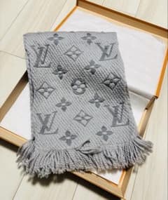 LOUIS VUITTON マフラー エシャルプ・ロゴマニア グレーのサムネイル