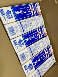 牛乳パック未解体(折り畳み)198本のサムネイル