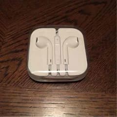 iPhone イヤフォンのサムネイル