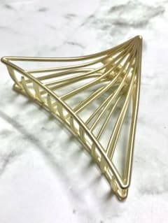 ゴールドオープンワークヘアクリップのサムネイル