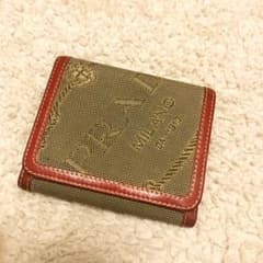 PRADA お財布　お値下げしましたのサムネイル