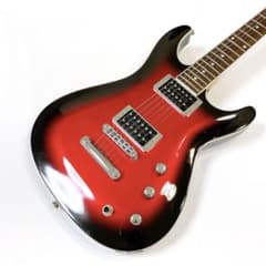 Ibanez GIO GSZ 220 ケース付　ギター　レッド　アイバニーズ Ibanez GIO GSZ 220 ケース付 ギター レッド アイバニーズ