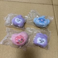 BT21 ぬいぐるみクリップ 4点セットのサムネイル