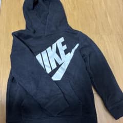 NIKE フード付きパーカー ブラックのサムネイル
