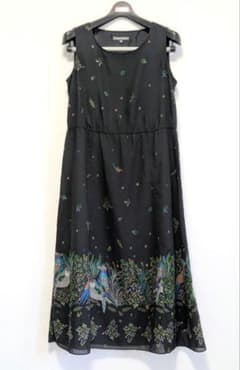 LAURA ASHLEY 鳥・花柄 マキシ丈ワンピース ブラック 13号(XL)のサムネイル
