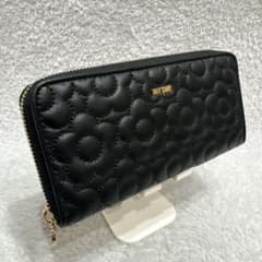 未使用級 マリークワント 長財布 キルトデイジー 黒 ラウンドジップ