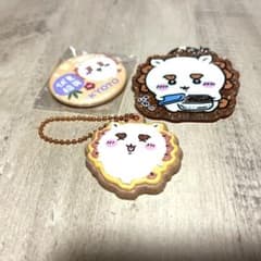 ちいかわ グッズ まとめ売り シーサー キーホルダー　京都伏見缶バッジのサムネイル