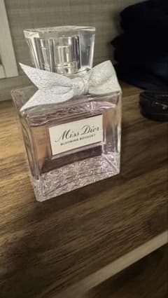 Dior ミスディオール　ブルーミングブーケ　100ml オードトワレのサムネイル