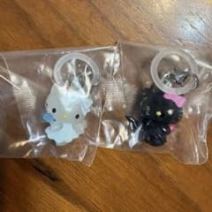 ハローキティ　めじるしアクセサリー　天使悪魔のサムネイル