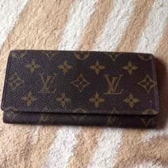 Lv 財布のサムネイル