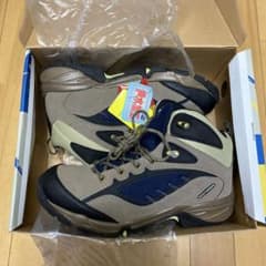 トレッキングシューズ　登山　KEEN SALOMON MERRELL 3E 撥水