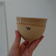 砂漠のラクダ カップのサムネイル
