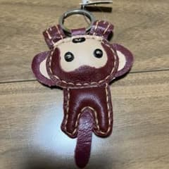 レザー製キーホルダー 猿 - メルカリ