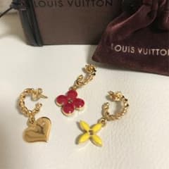 【ノリピー様専用】LOUIS VUITTON ピアス　モノグラム　3点セットのサムネイル