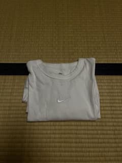NIKE トレーナーのサムネイル