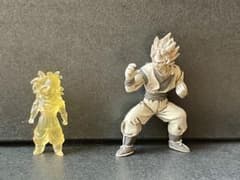 ドラゴンボール超造形魂シリーズのモノトーン ＆ドラゴンボール消しゴム　クリア黄のサムネイル